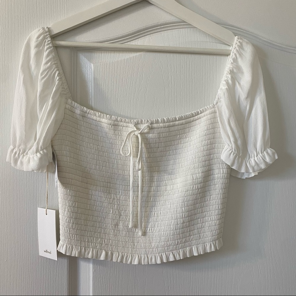 BNWT ARITZIA WILFRED SMOCKED BLOUSE (SOLD OUT)
